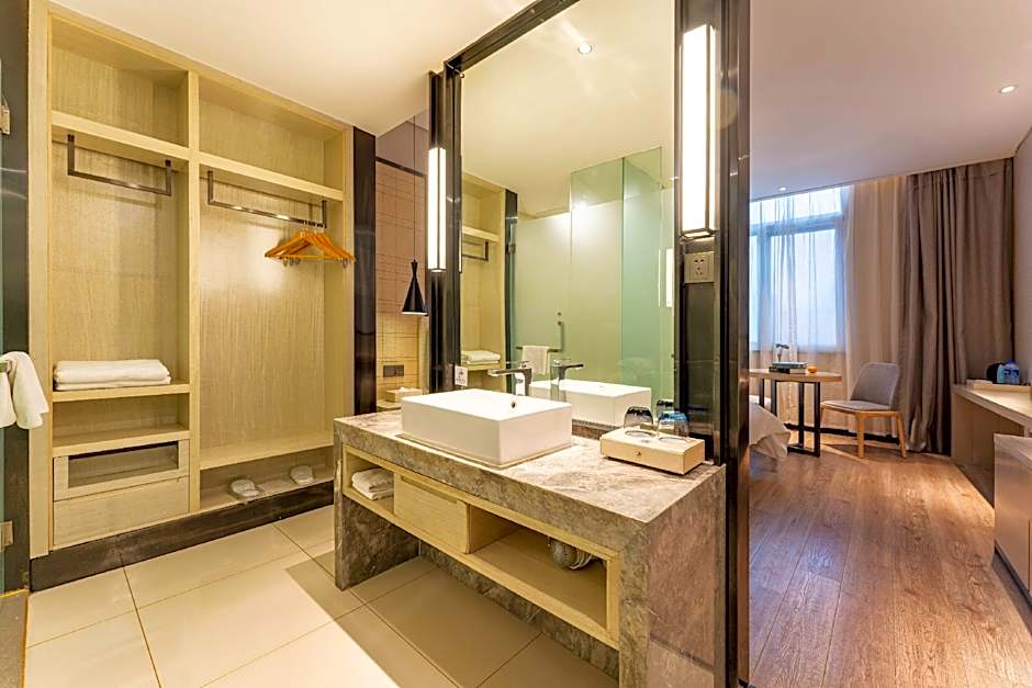 GreenTree Eastern Lianyungang Jiaruibao Plaza Hotel