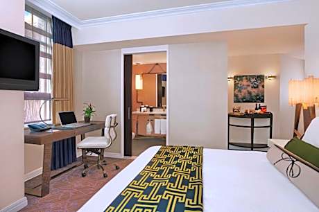 Essential Room