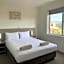 Adina Place Motel Apartments