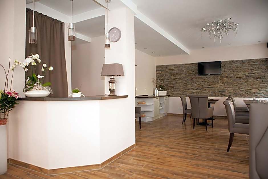 Hotel Ravene