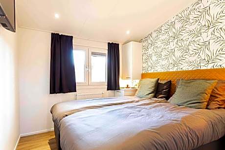 Three-Bedroom Chalet - Rialto Max