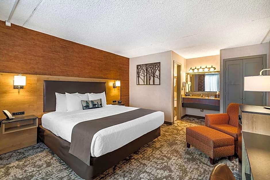 Maine Evergreen Hotel, Ascend Hotel Collection