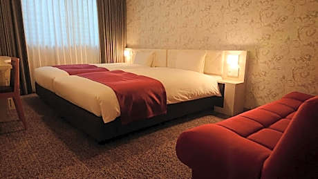 Economy Twin Room - Non-Smoking
