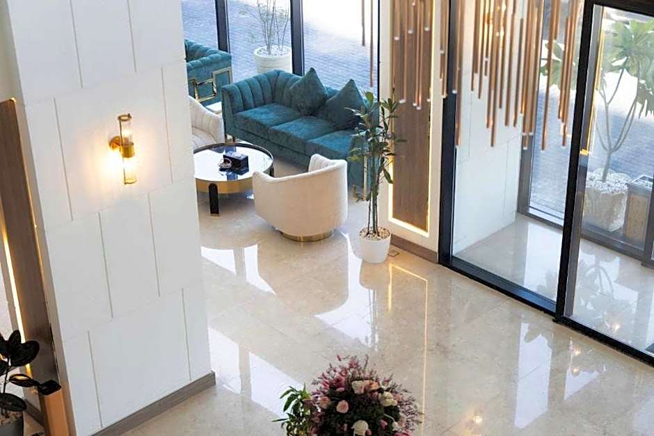 DREAM RESIDENCE