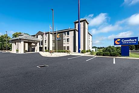 Comfort Inn & Suites Tipp City Dayton North I-75