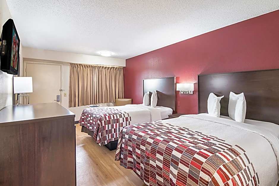 Red Roof Inn Hampton Coliseum & Convention Center – Hampton, VA