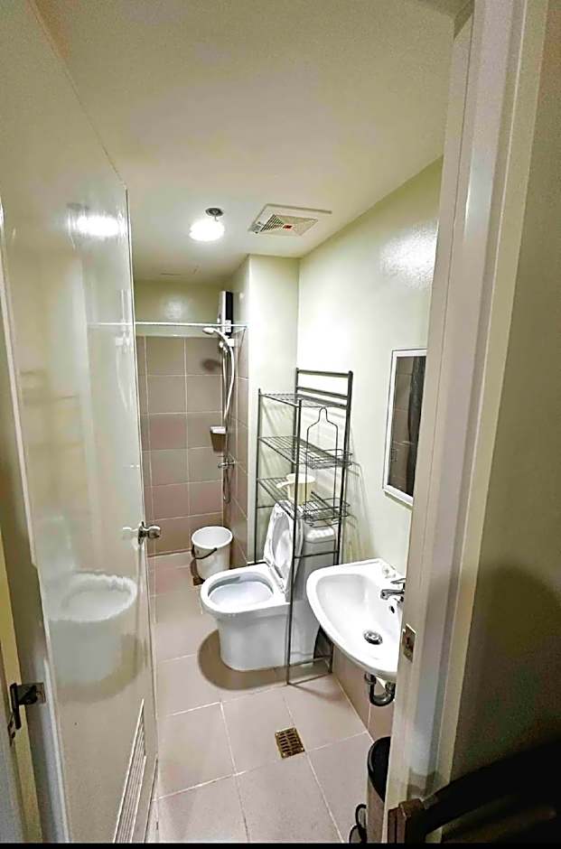 Brenthill Condo Suite