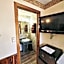 Cedar Wood Inn