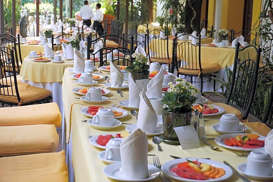 Hotel Hacienda Los Laureles