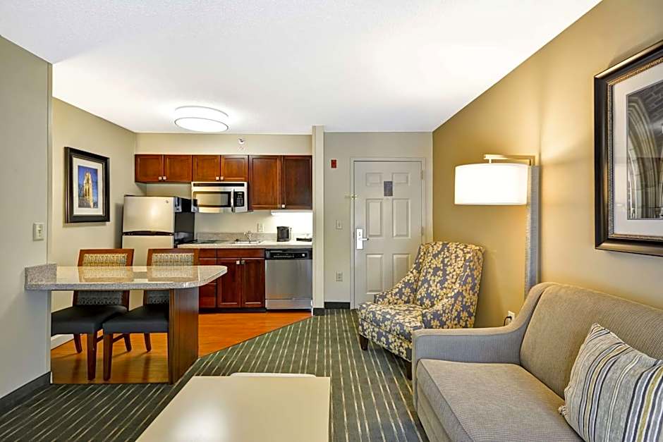 Homewood Suites By Hilton Durham-Chapel Hill I-40