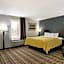 Quality Inn Aurora - Naperville Area