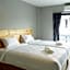 Fine Bed Hotel