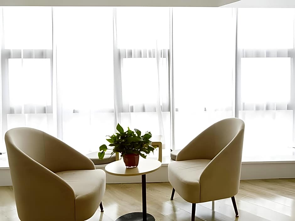 GreenTree Inn Exhibition Center University Road Hotel