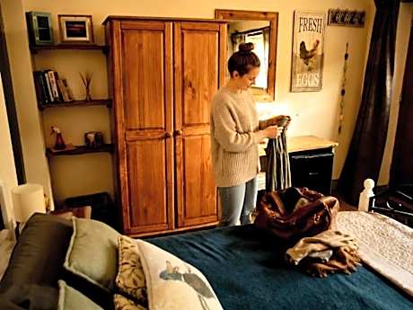 Double Room with Private Bathroom