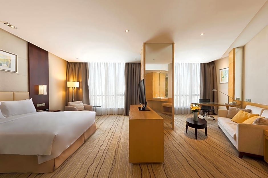 Holiday Inn Taicang City Centre By IHG