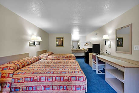 Double Room with Two Double Beds - Smoking
