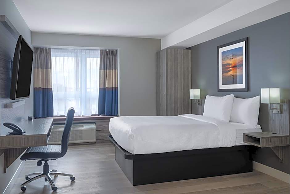Microtel Inn & Suites by Wyndham Kanata Ottawa West