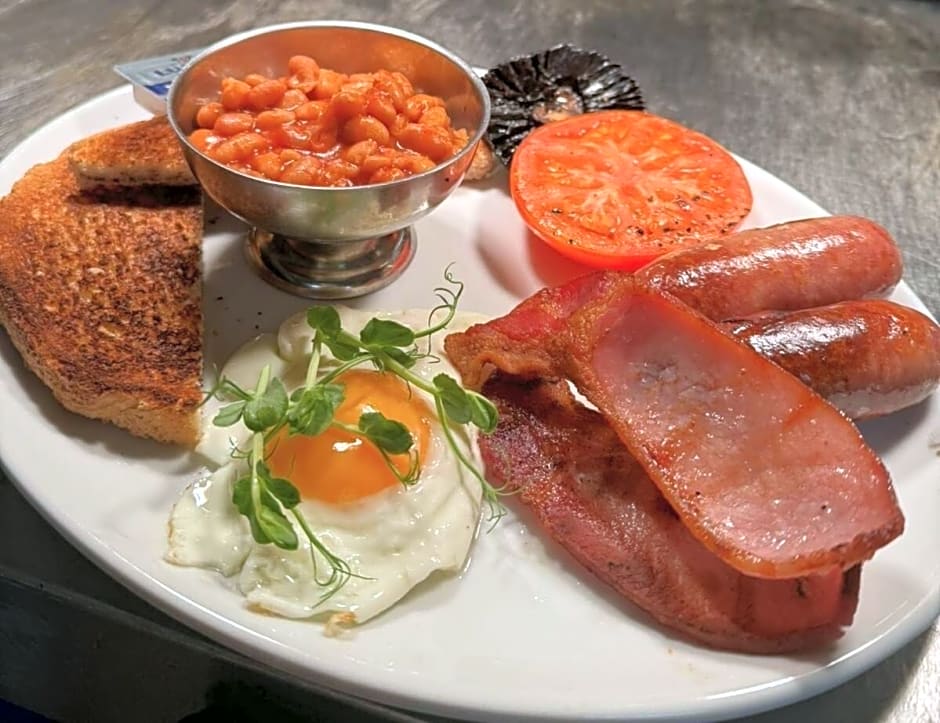 The Half Moon Inn Rushall IP21 4QD