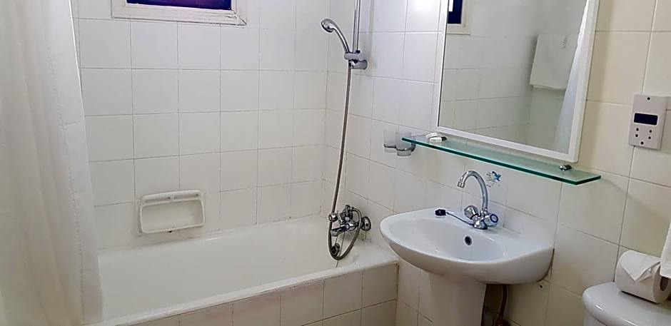 Senator Hotel Apartments