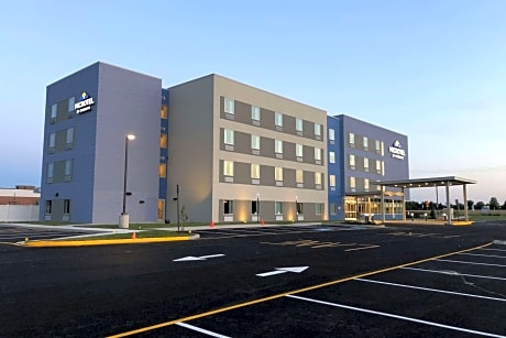 Microtel Inn & Suites by Wyndham Milford