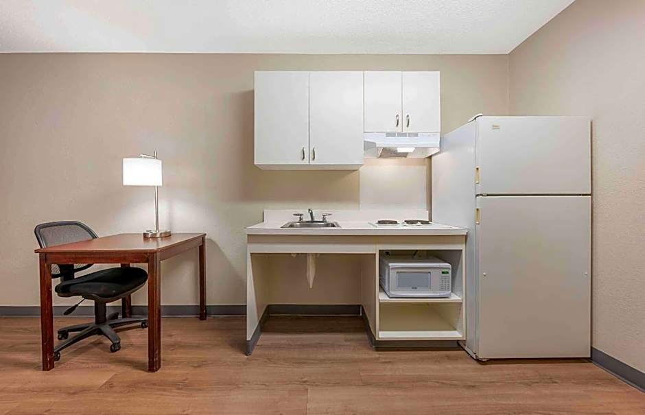 Extended Stay America Suites - Fort Wayne - South