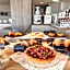 Alexandra B&B & Brunch -Beach Front Parking Included