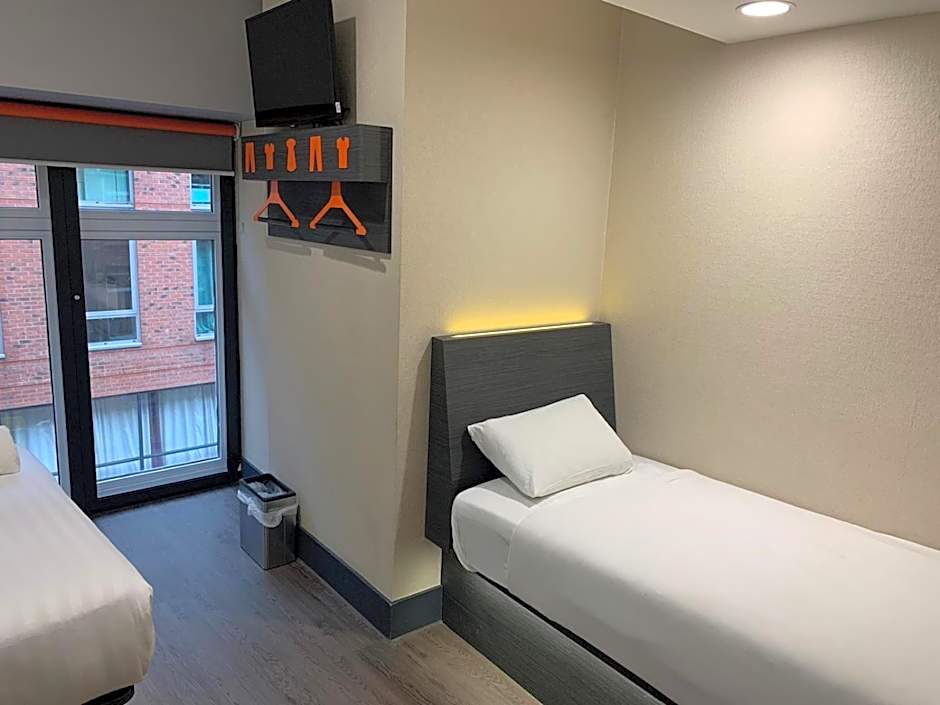 easyHotel Birmingham
