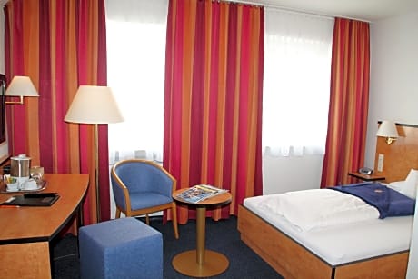 Single Room with French Bed