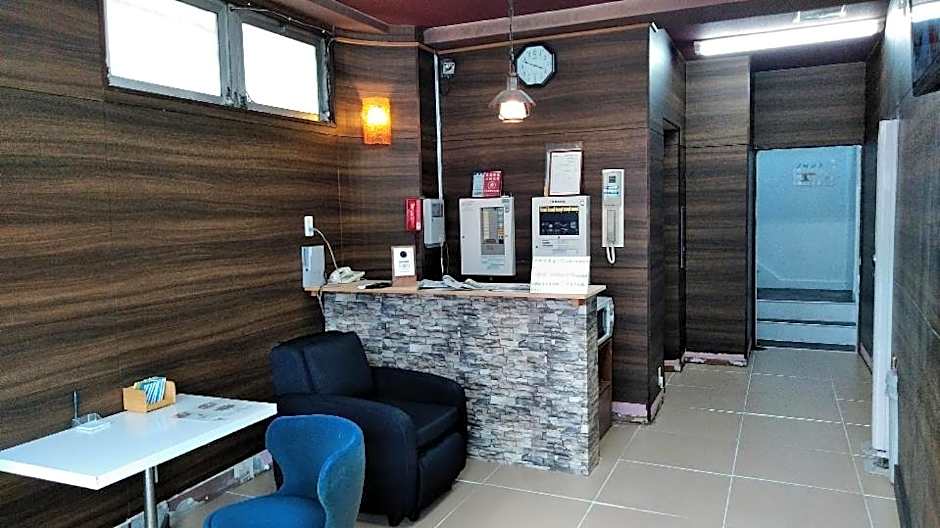 Business Hotel Takanoya