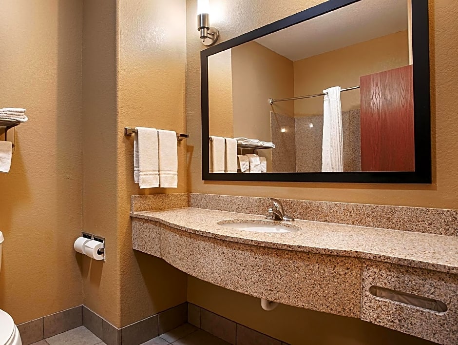 Best Western Oakdale Inn