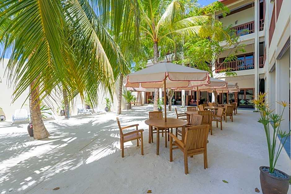 Araamu Hotels Maldives at Dhiffushi