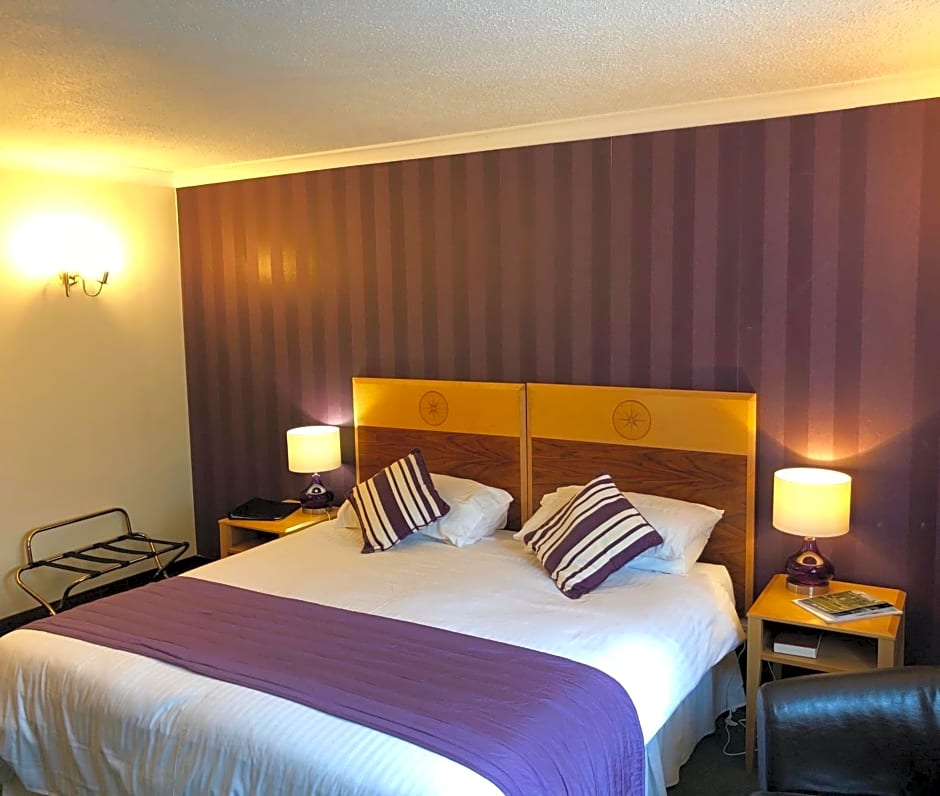 Best Western Compass Inn