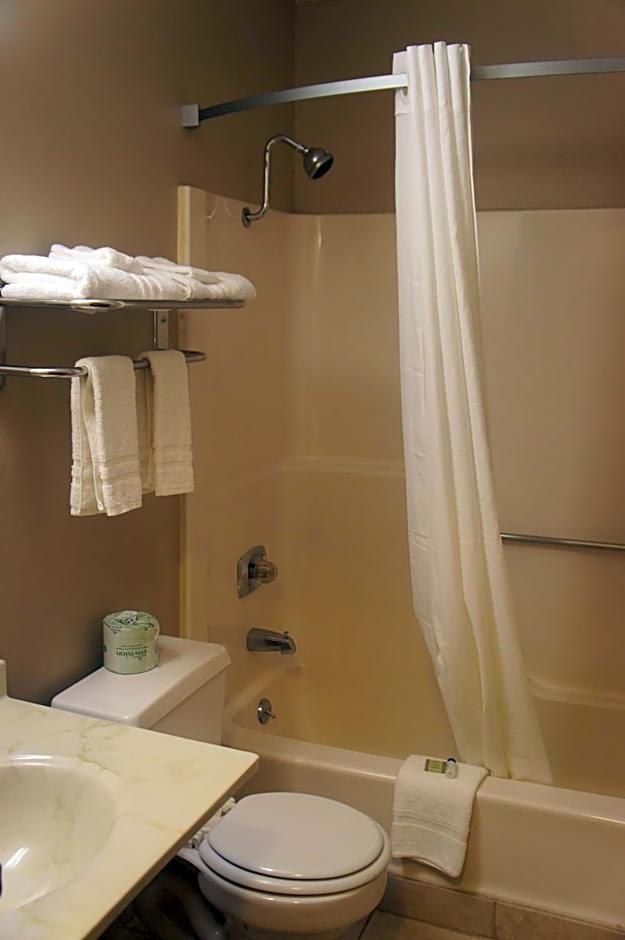 Super 8 by Wyndham Fremont NE