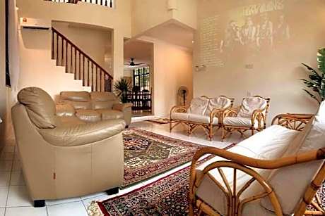 D’RIAD VILLA | CINEMAS | 300 MBPS (MUSLIM ONLY)