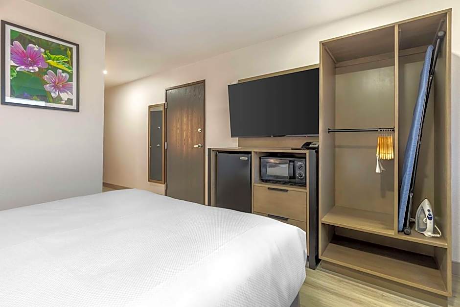 Best Western North Side Inn