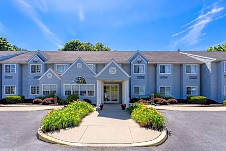 Microtel Inn & Suites By Wyndham Bethel/Danbury
