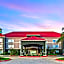 La Quinta Inn & Suites by Wyndham Mercedes Outlet Mall