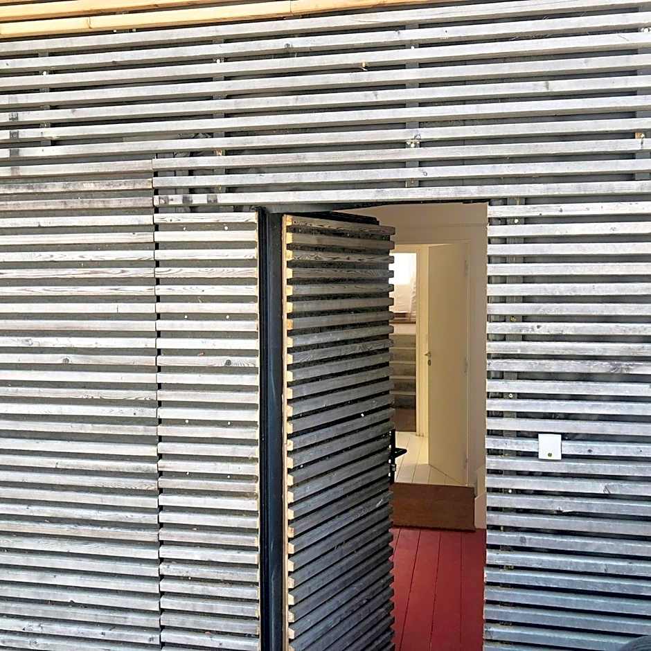 Denis & Virginie - château à pied - parking gratuit