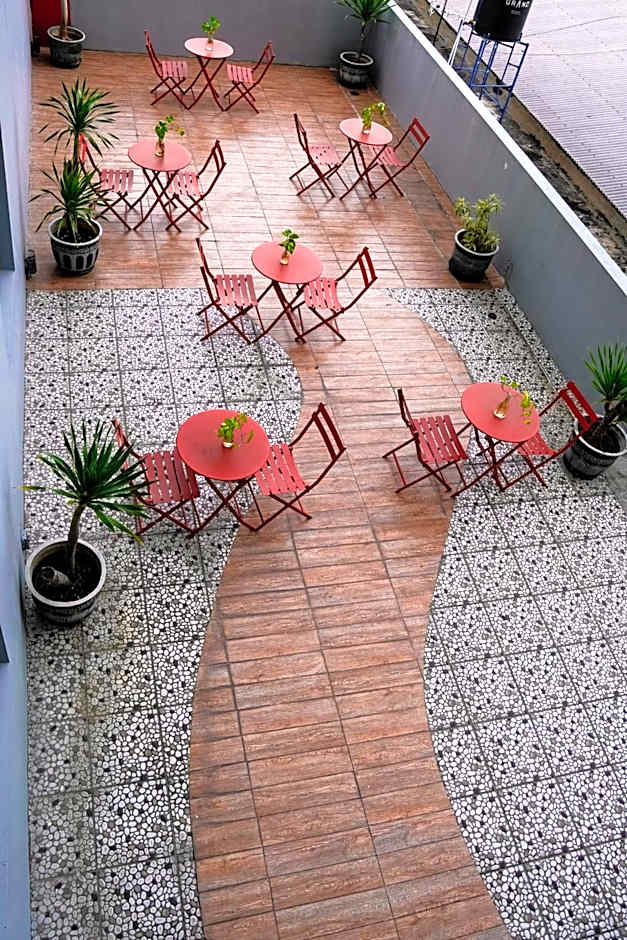 Brothers Inn Solo Baru