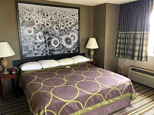Circle S Motel