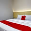 RedDoorz near Stasiun Batang