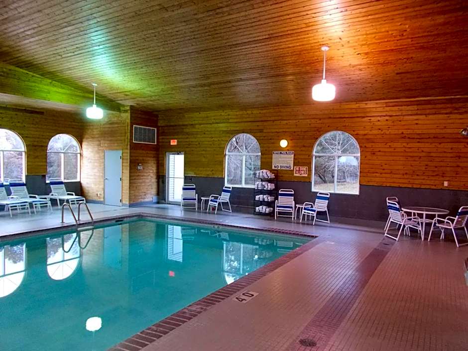 Northwoods Best Inn - Chetek
