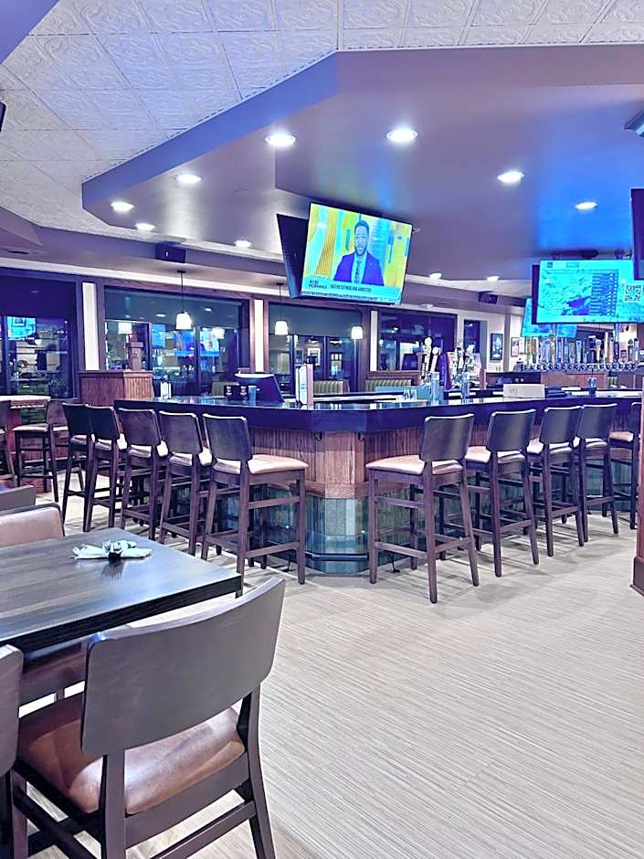 Best Western Plus Kelly Inn