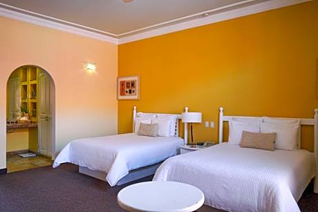 Superior Twin Room with City View