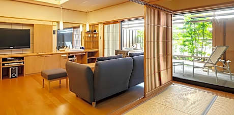 Comfort Japanese-Western Style Suite with Private Open-Air Onsen - Non-Smoking