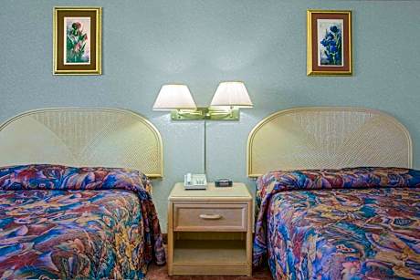 Double Room with Two Double Beds - Non-Smoking