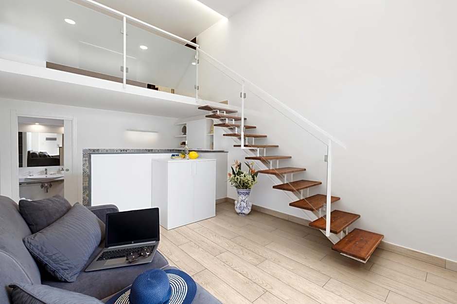 Eterea Charming Suites