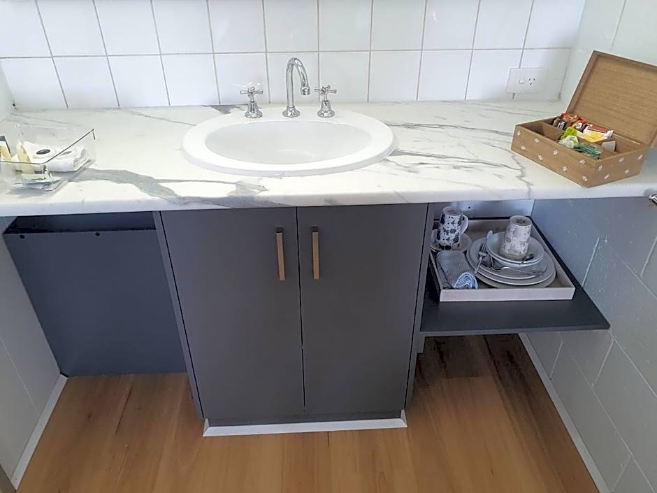 Morwell Parkside Motel