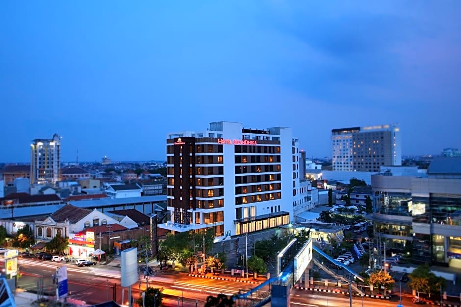 Hotel Grandhika Pemuda