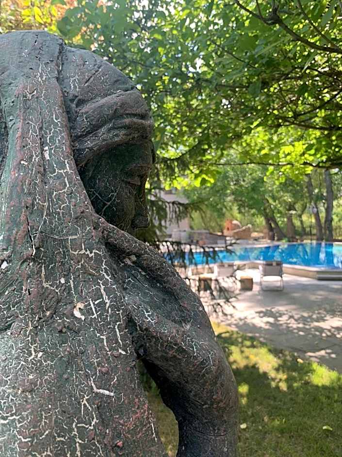 SUNOLUS VINEYARDHOUSe